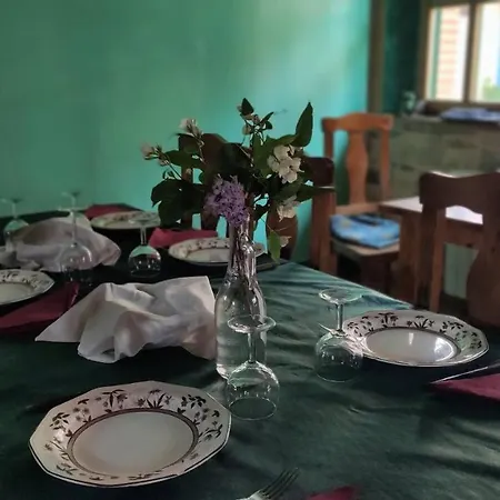 Hostel De Peregrinos Casa Flor Murias de Rechivaldo